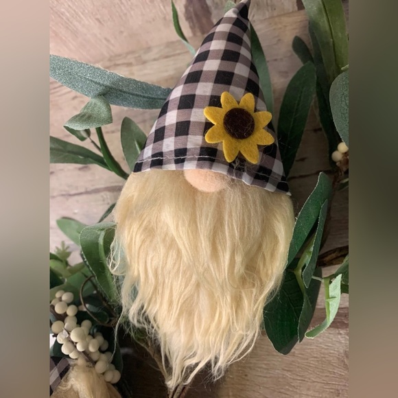 🌻 3 SUNFLOWER GNOME PICKS 🌻 - Picture 4 of 5